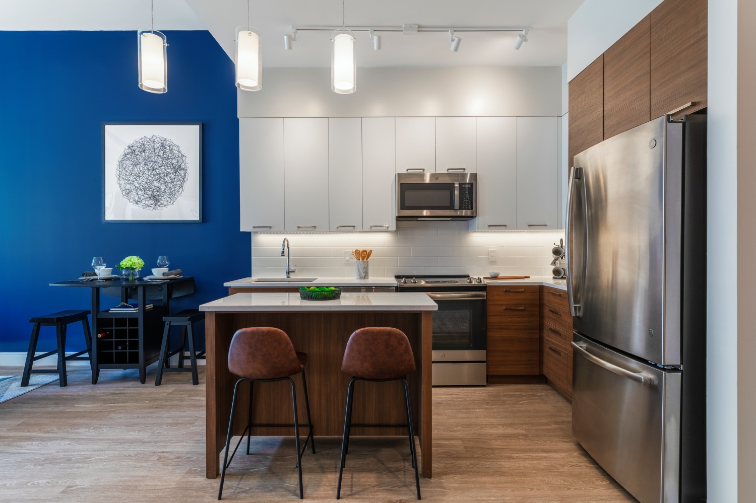 image of https://staging.monroestreetmarket.bozzuto.build/wp-content/uploads/2023/05/Everton_RayCavicchioModel_KitchenHorizontal_March2020-1.jpg